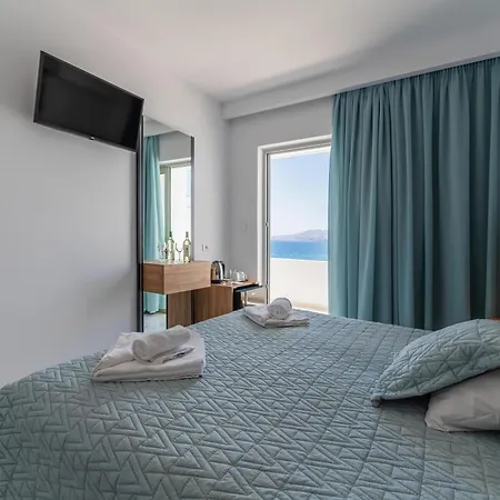 Bay And Luxury Hotel 3*