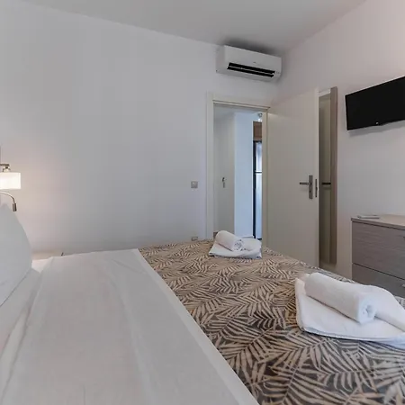Hotel Bay And Luxury Haraki