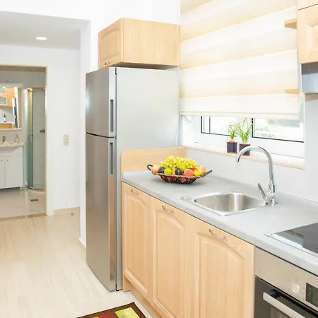 Hotel Bay And Luxury Charaki