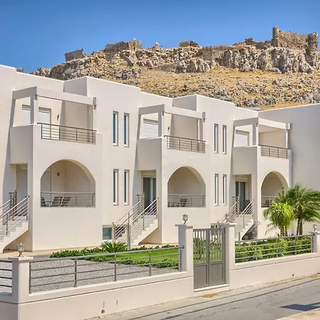 Ξενοδοχείο Bay And Luxury