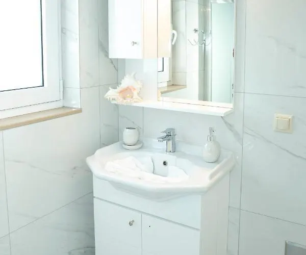 Bay And Luxury Szálloda Haráki