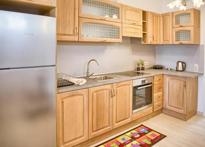 Bay And Luxury Szálloda