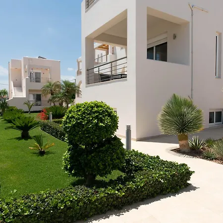 Bay And Luxury האראקי