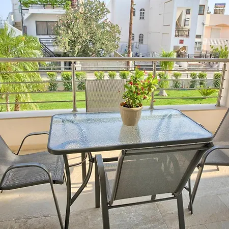 Bay And Luxury Haraki